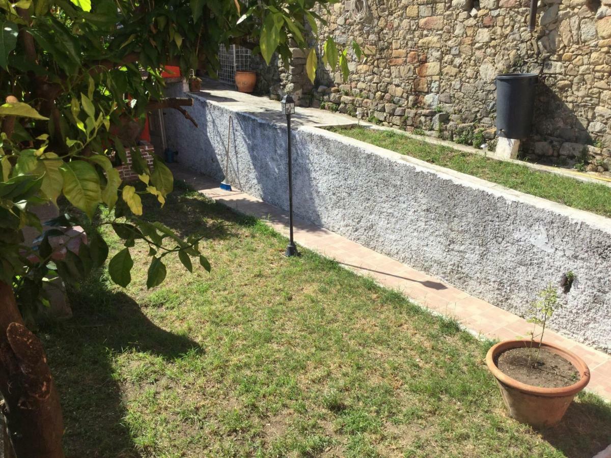 Red House Villa Tivegna Exterior photo